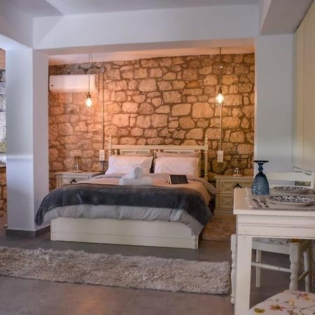 Coastal Stone Hideaway With Stunning Scenery Villa Kitriaí Eksteriør billede
