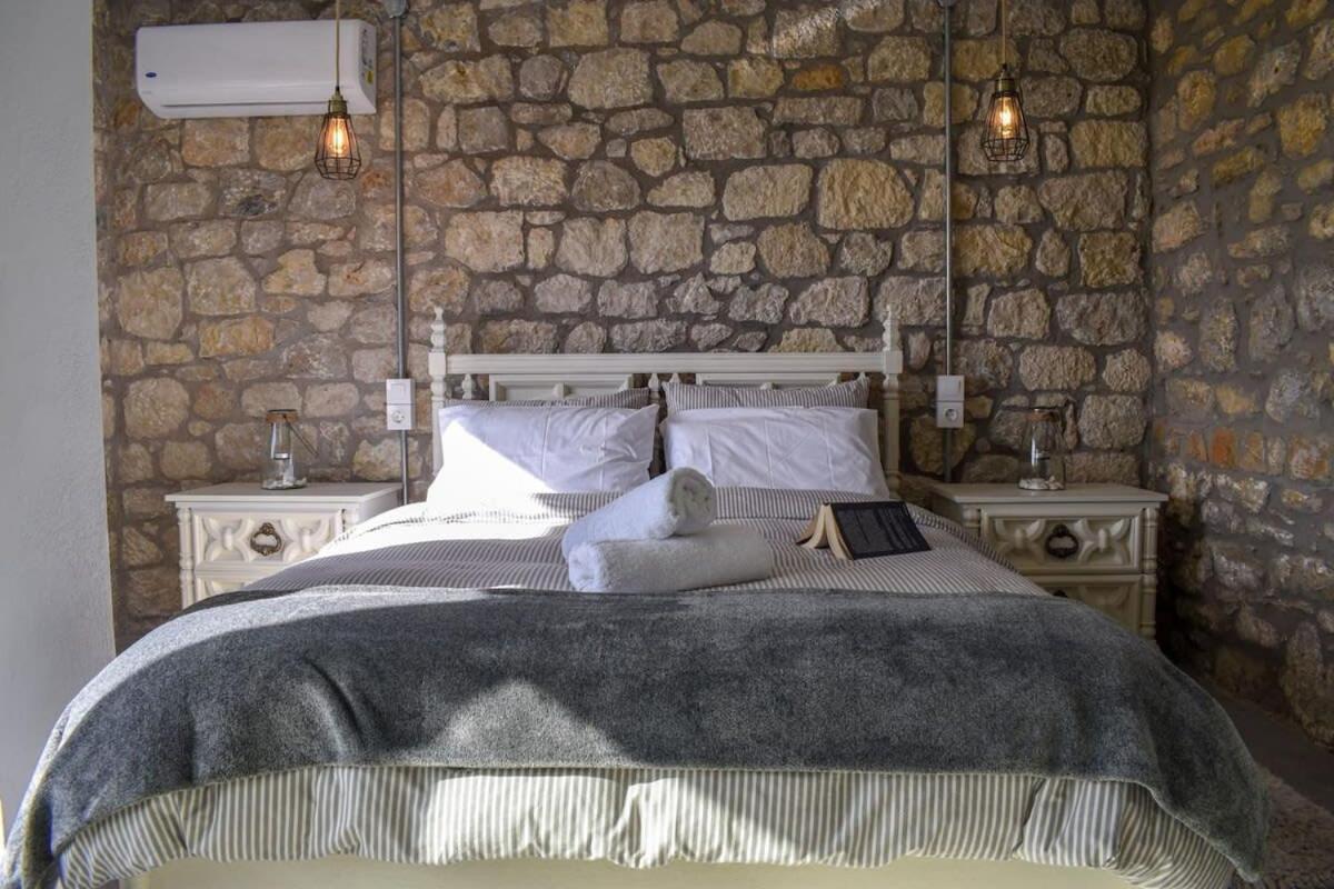 Coastal Stone Hideaway With Stunning Scenery Villa Kitriaí Eksteriør billede