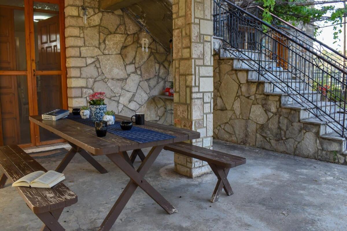 Coastal Stone Hideaway With Stunning Scenery Villa Kitriaí Eksteriør billede